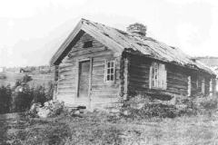 Husmannsplassen Kvernerud i Aust-Torpa ca. 1916 – Foto: Randsfjordmuseene AS