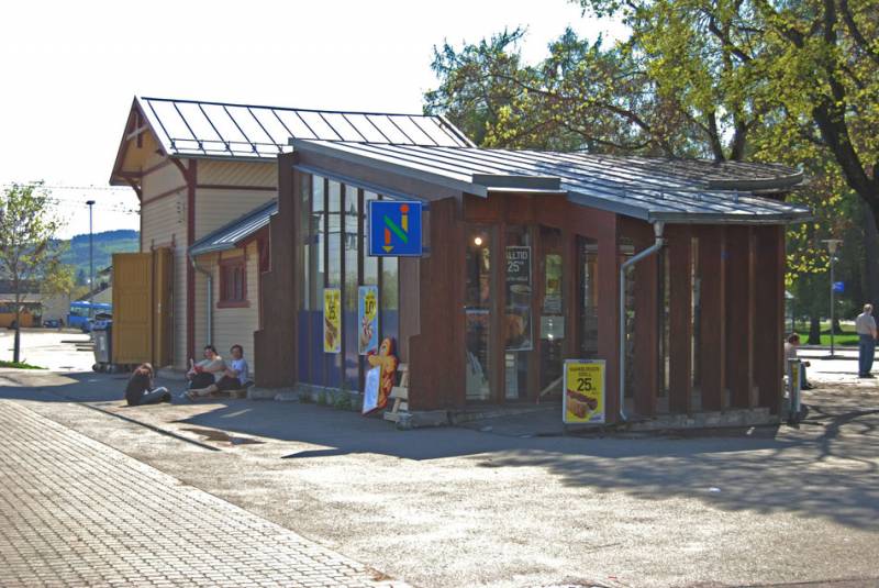 Bilde av stasjonskiosken ved Gjøvik stasjon