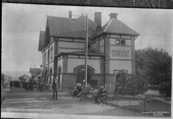 Bilde av Gjøvik stasjon i 1917
