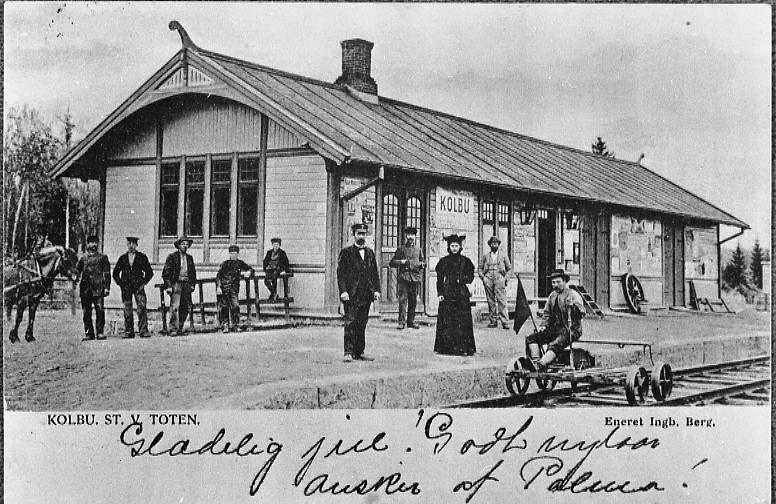 Bilde av Kolbu stasjon omkring 1904