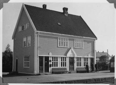 Bilde av Lena stasjon før 1940