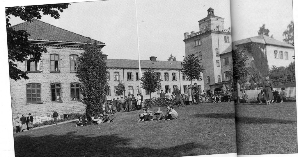 Bilde av Lillehammer videregående skole på 1950-tallet