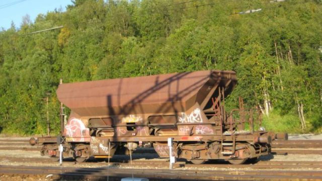 Dombås stasjon (Fotograf: Dagmar Buen © Fylkesarkivet i Oppland).. Bilde godsvogn Dombås stasjon