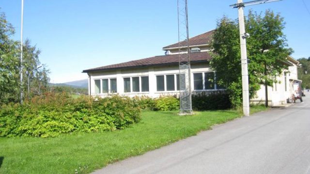 Dombås stasjon (Fotograf: Dagmar Buen © Fylkesarkivet i Oppland).. Bilde Dombås stasjon