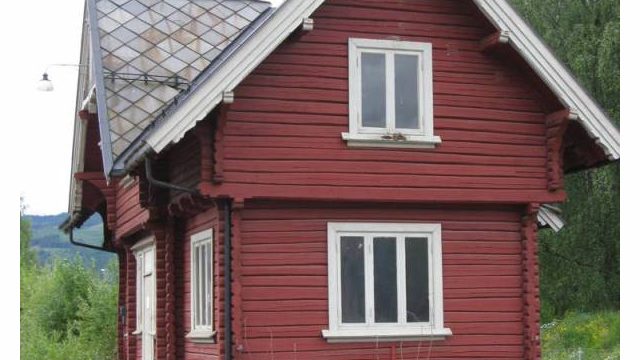 Fåberg stasjon (Fotograf: Dagmar Buen © Fylkesarkivet i Oppland) Bilde Fåberg stasjon